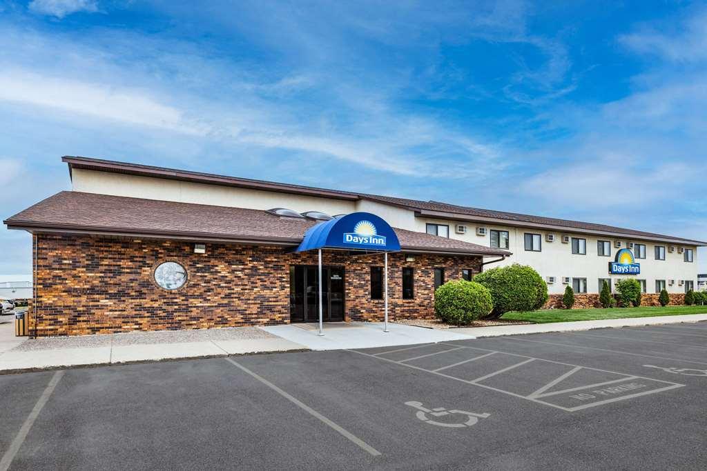 Days Inn By Wyndham Monticello Eksteriør billede
