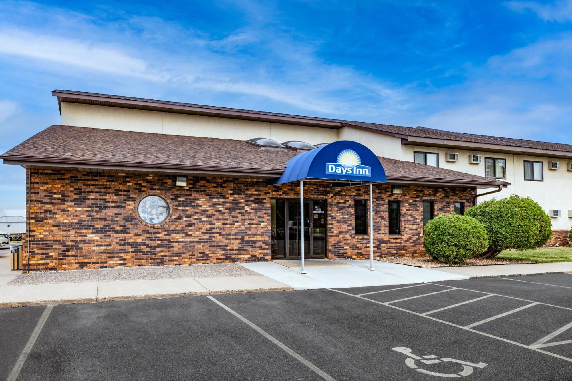 Days Inn By Wyndham Monticello Eksteriør billede
